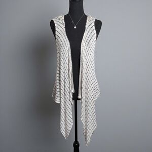 About A Girl Los Angeles Sleeveless Knit Hooded Waterfall Vest Ivory & Black S